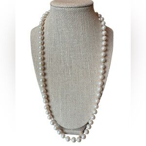 Vintage Cream Colored Faux Pearl Necklace